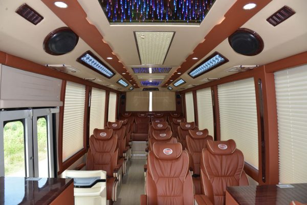 athena-cruise-luxury-van